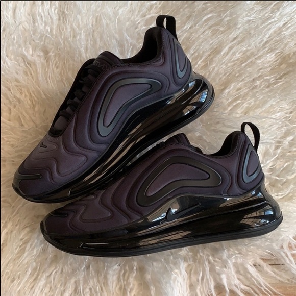 NWT Nike Air Max 720 Triple Black - Picture 6 of 8